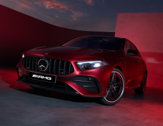 <p>Mercedes-AMG Clase A Sedán</p>